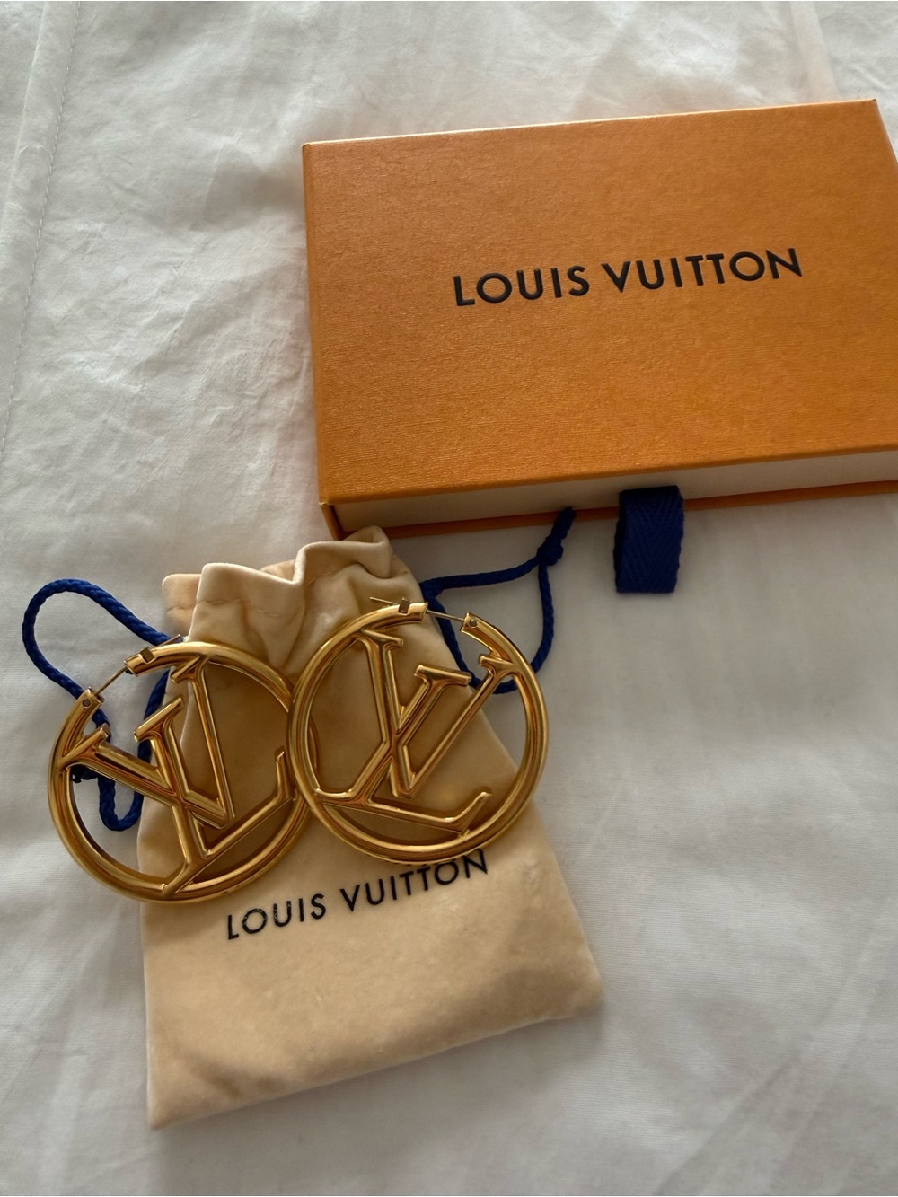 Louis Vuitton Gold LV Circle Belt Buckles